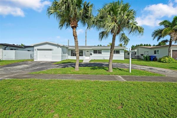 Pasadena Lakes, 8541 NW 24th Ct, Pembroke Pines, Florida 33024, image 1