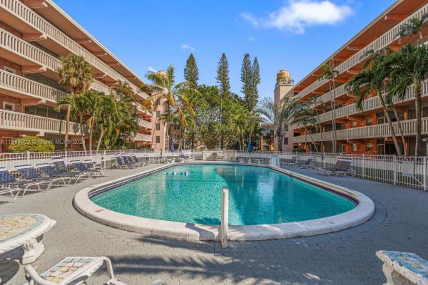 Eldorado Plaza West, 180 NE 12th Ave #12E, Hallandale Beach, Florida 33009, image 1