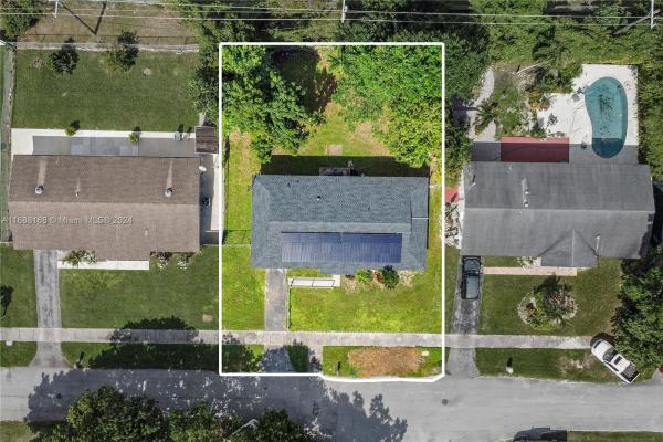 Meadow Wood Manor, 12335 SW 261st Ter, Goulds, Florida 33032, image 3