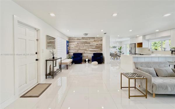 Kendale South, 10341 SW 110th St, Kendall, Florida 33176, image 2