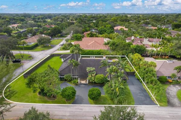 Galloway Glen, 10150 SW 95th Ave, Kendall, Florida 33176, image 1