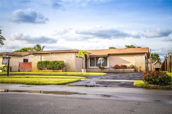 Westview, 8911 NW 7th Ct, Pembroke Pines, Florida 33024, image 1