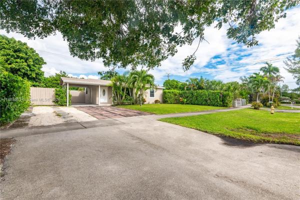 421 NE 44th St, Deerfield Beach, Florida 33064, image 1