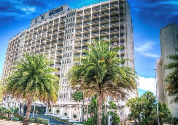 The Carriage House, 5401 Collins Ave #412, Miami Beach, Florida 33140, image 1