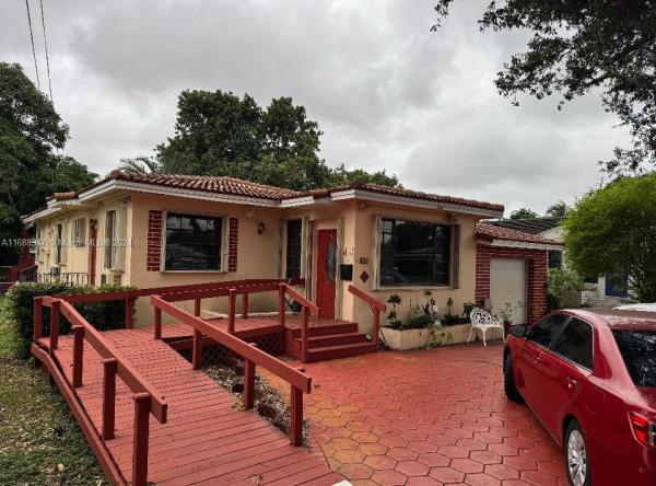 Hialeah Golf Course, 164 Navajo St, Miami Springs, Florida 33166, image 1