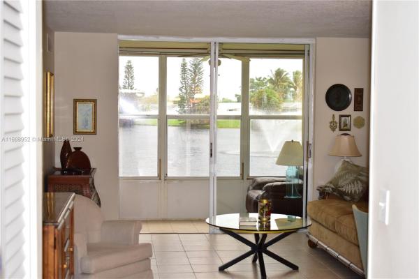 Sunrise Lakes 3, 9440 Sunrise Lakes Blvd #103, Sunrise, Florida 33322, image 1