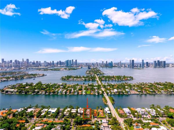 Rivo Alto, 210 W Rivo Alto Dr, Miami Beach, Florida 33139, image 1