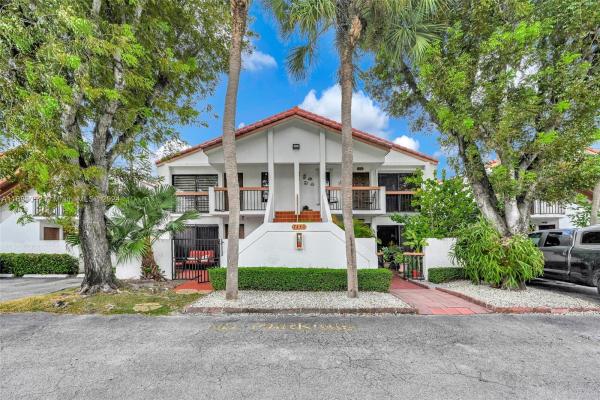 Highlands At Kendale Lakes, 7430 SW 153rd Pl #204-1, Kendall West, Florida 33193, image 1