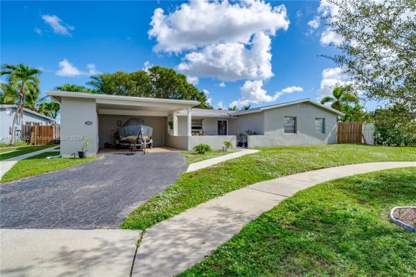 Plantation Isles, 1380 SW 57th Ave, Plantation, Florida 33317, image 1