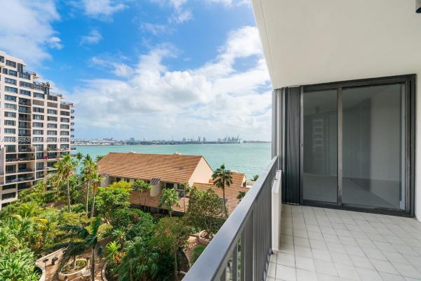 Brickell Key One, 520 Brickell Key Dr #A802, Miami, Florida 33131, image 1