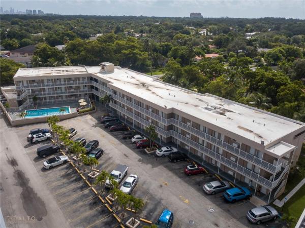 Santona, 6580 Santona St #A8, Coral Gables, Florida 33146, image 1