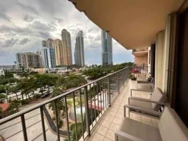 Winston Towers 600, 210 174th St #712, Sunny Isles Beach, Florida 33160, image 1