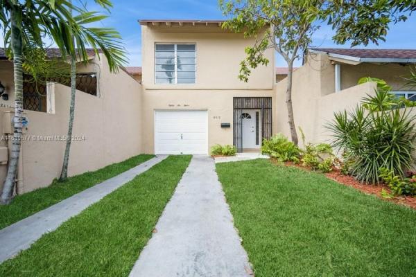 Sunset Park Town Houses, 8612 SW 103rd Ave, Kendall, Florida 33173, image 1