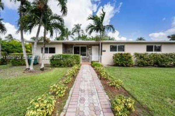 Heftler Homes Sunset Park, 9755 SW 73rd St, Sunset, Florida 33173, image 1