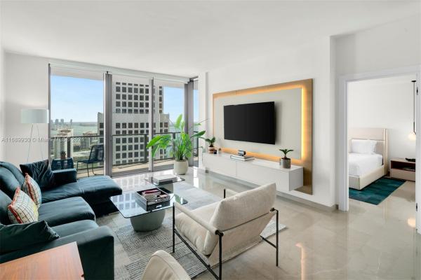 Reach Brickell City Centre, 68 SE 6th St #2905, Miami, Florida 33131, image 1