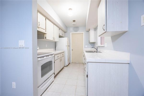 Floresta Pines, 449 NE Redrock Ct #N/A, Port St. Lucie, Florida 34983, image 1
