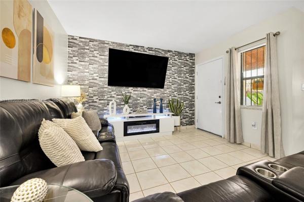Indian Summer Village, 201 W Park Dr #104-2, Fountainebleau, Florida 33172, image 1