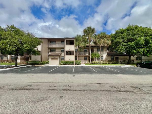 Villas De Venezia, 9955 Nob Hill Ct #9955, Sunrise, Florida 33351, image 1