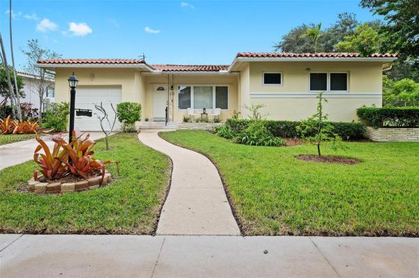 Pelham Estates, 1103 Robin Ave, Miami Springs, Florida 33166, image 1