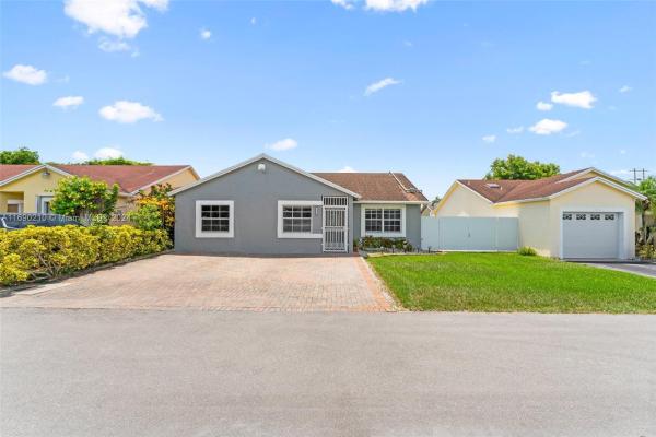 Edgewater Park, 13336 SW 115th Pl, Richmond Heights, Florida 33176, image 1