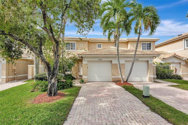The Landings At Pembroke Isles, 17095 NW 22nd St, Pembroke Pines, Florida 33028, image 1
