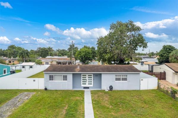 Norwood, 18600 NW 8th Rd, Miami Gardens, Florida 33169, image 1