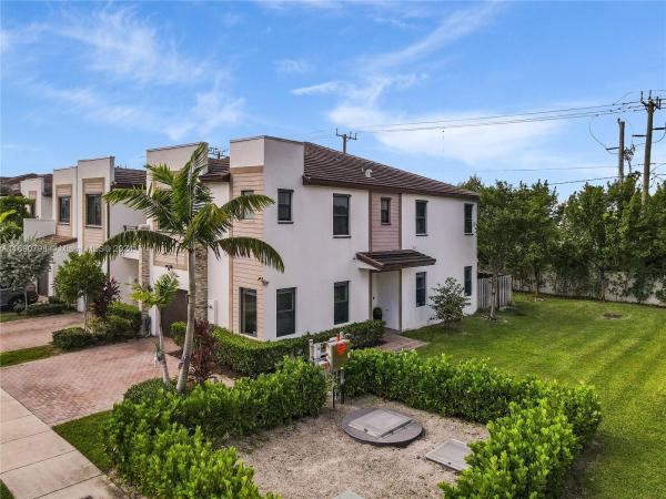 Andalucia At Via Ventura, 20784 NE 2nd Ct #n/a, Ives Estates, Florida 33179, image 1