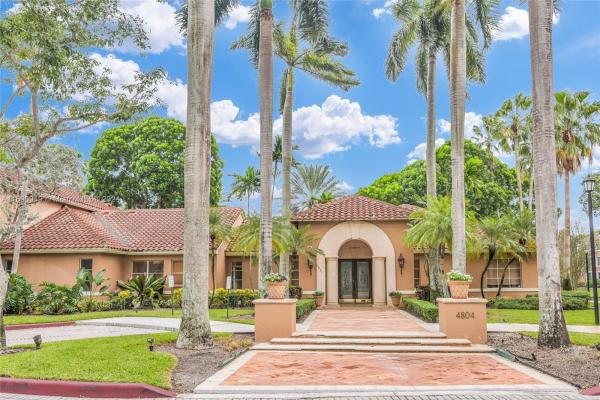 Carrington At Coconut Creek, 4844 N State Road 7 #2205, Coconut Creek, Florida 33073, image 1