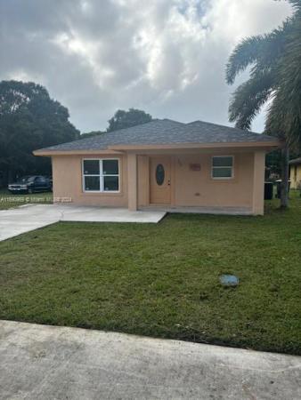 Alamanda Vista, 509 N 22nd St, Fort Pierce, Florida 34950, image 1