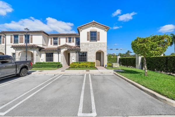 Coco Palm Villas At Isola, 11319 SW 248th Ter, South Miami Heights, Florida 33032, image 1