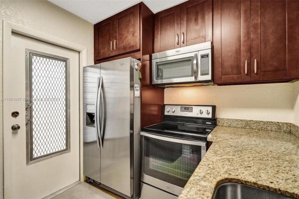 Eaton Hall, 4341 NW 16th St #310, Lauderhill, Florida 33313, image 1