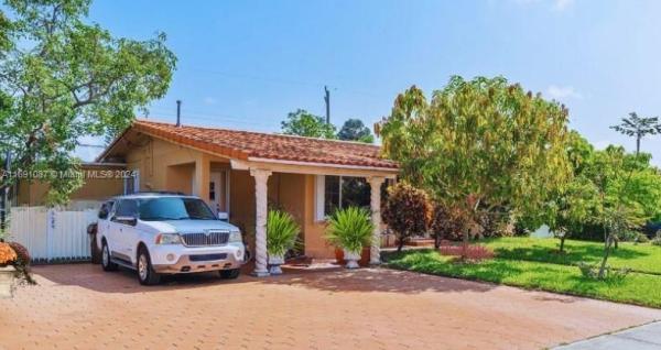 Palm Springs, 981 W 53rd St, Hialeah, Florida 33012, image 1