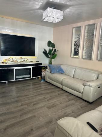 Kings Gardens, 19162 NW 46th Ave, Miami Gardens, Florida 33055, image 1