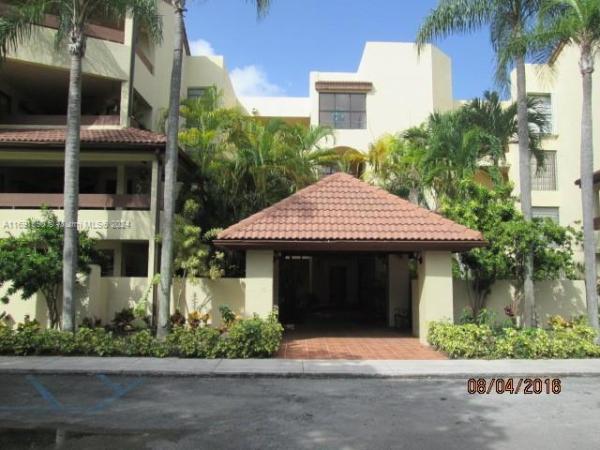Kenland Bend North, 8810 SW 123rd Ct #M106, The Crossings, Florida 33186, image 1
