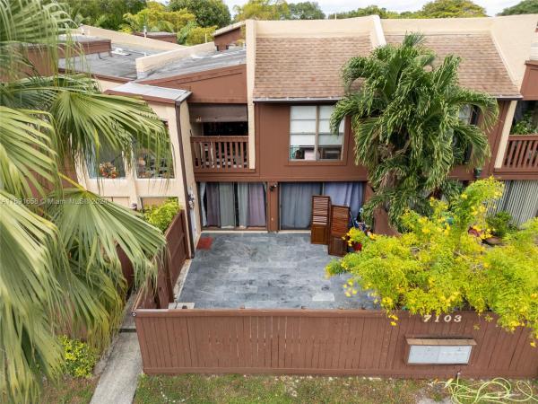 Snapper Village, 7103 SW 115th Pl #D-26, Kendall, Florida 33173, image 1