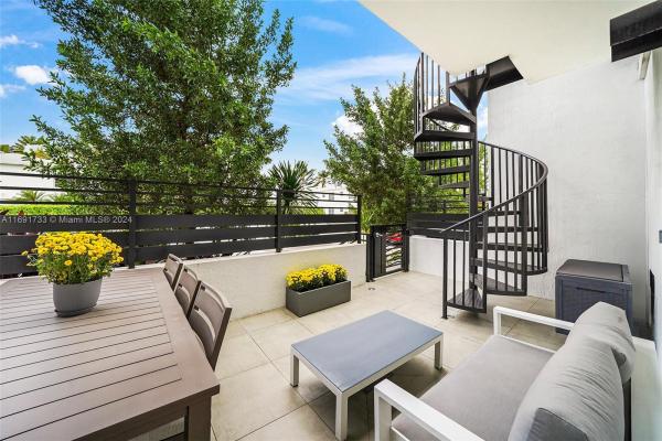 Ten30 South Beach, 1030 15th St #207, Miami Beach, Florida 33139, image 1