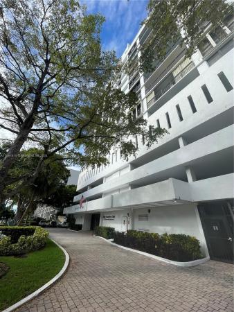 Bay Country Club, 17720 N Bay Rd #901, Sunny Isles Beach, Florida 33160, image 1