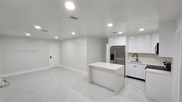 Liberty Park Estates, 656 NW 21st St, Pompano Beach, Florida 33060, image 1