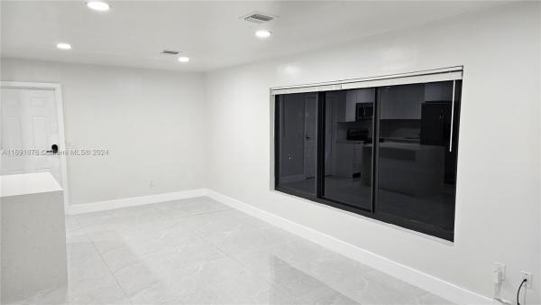 Liberty Park Estates, 656 NW 21st St, Pompano Beach, Florida 33060, image 2