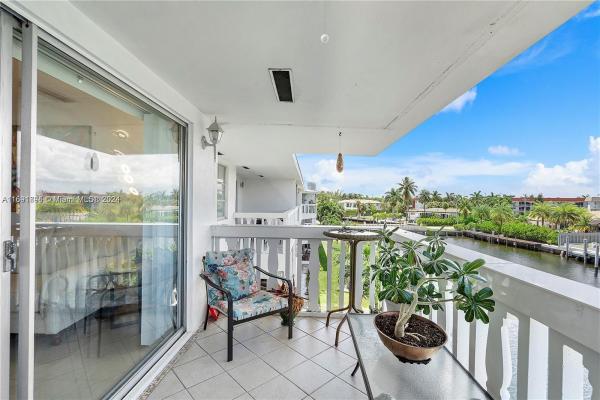 Isle Of Paradise, 470 Paradise Isle #308, Hallandale Beach, Florida 33009, image 1