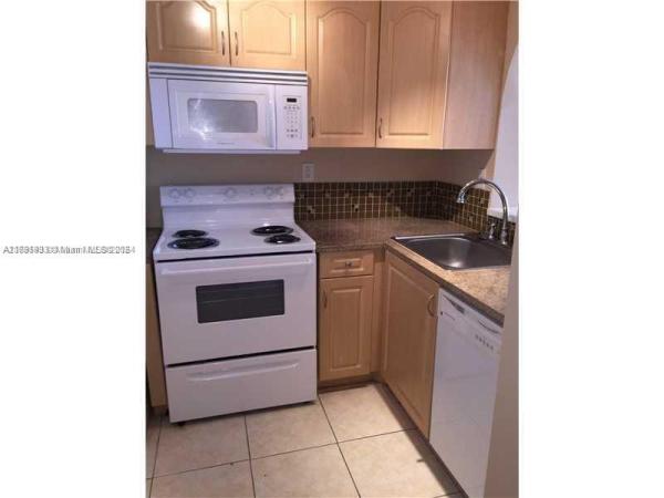 Montecarlo, 488 NW 165th St Rd #B-411, Golden Glades, Florida 33169, image 1