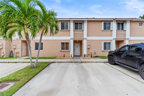 Weitzer Serena Lakes Townhomes, 14017 SW 179th St #14017, Richmond West, Florida 33177, image 1
