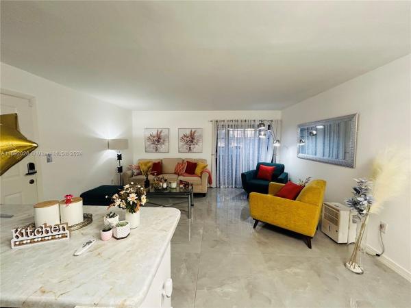 Carmel At The California Club, 933 NE 199th St #107-17, Ives Estates, Florida 33179, image 2