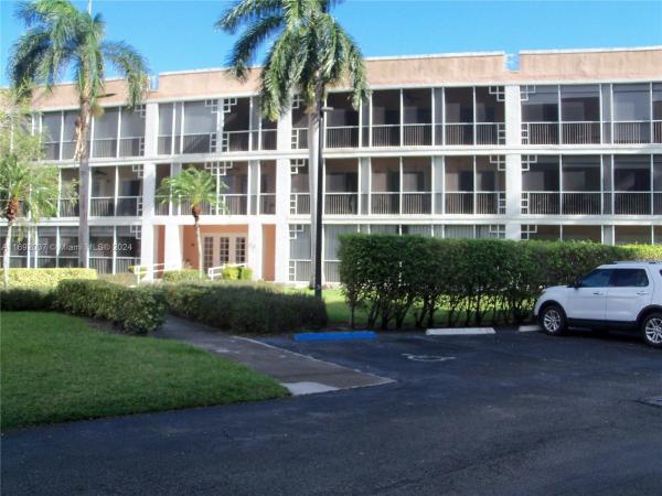 Sea Oaks, 75 Gulfstream Rd #107B, Dania Beach, Florida 33004, image 1