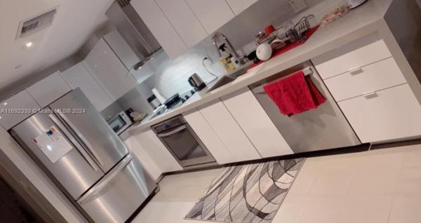 Canvas, 1600 NE 1st Ave #1103, Miami, Florida 33132, image 1