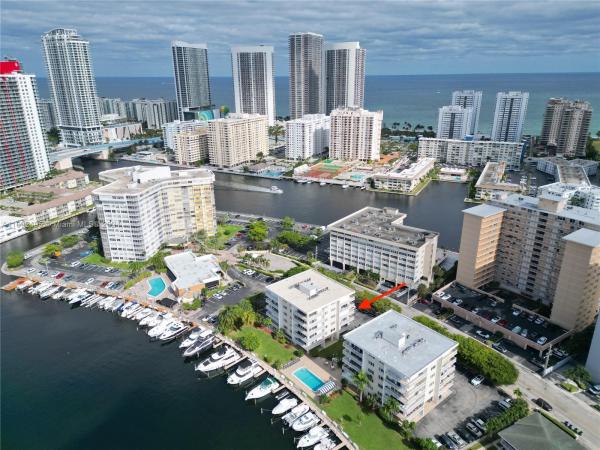 Golden Isles Towers, 120 Golden Isles Dr #22B, Hallandale Beach, Florida 33009, image 1