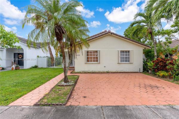 Kendale Lakes No HOA, 5450 SW 144th Ave, Kendale Lakes, Florida 33175, image 1