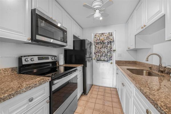 Mar-Len Gardens, 17000 NE 14th Ave #301, North Miami Beach, Florida 33162, image 1