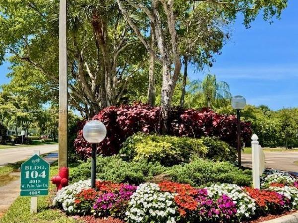 Palm-Aire Country Club 10, 4015 W Palm Aire Dr #902, Pompano Beach, Florida 33069, image 1