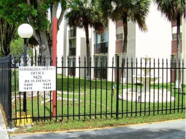Versailles Gardens, 9411 SW 4th St #105, Fountainebleau, Florida 33174, image 1